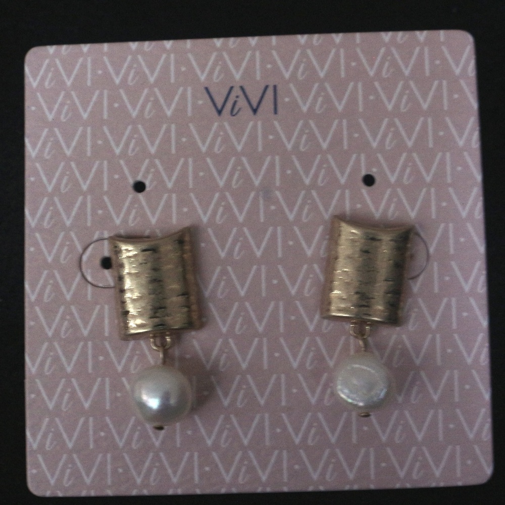 Faux Pearl Drop Earrings 1"